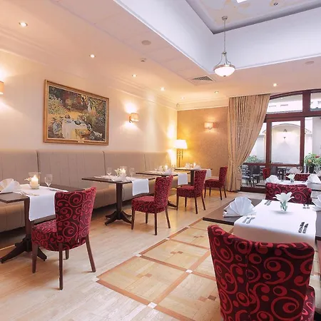 Branicki Boutique Rooms-3